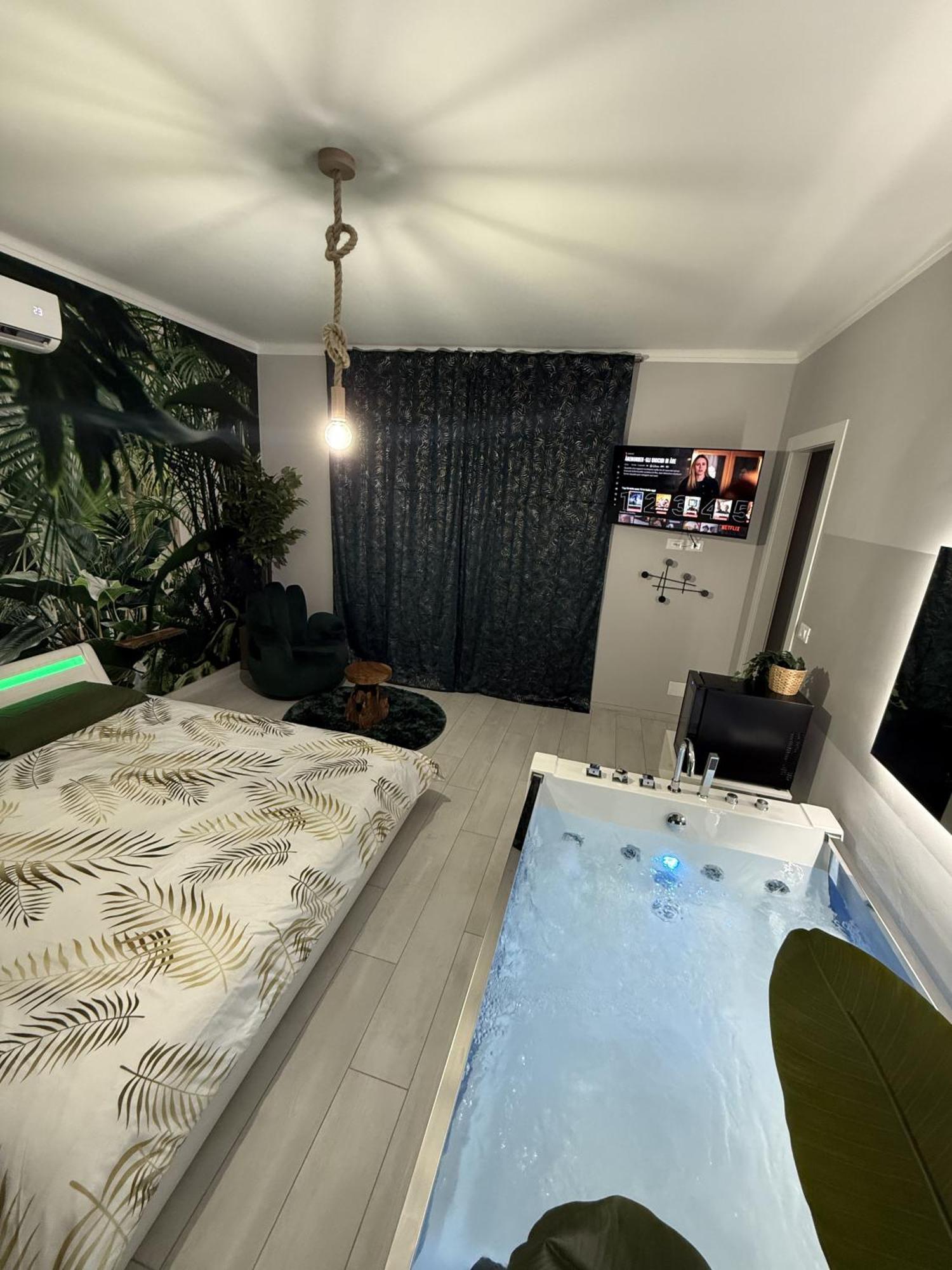 Appartement Tropical Rhapsody - Jacuzzi & King Size A Centro Turin